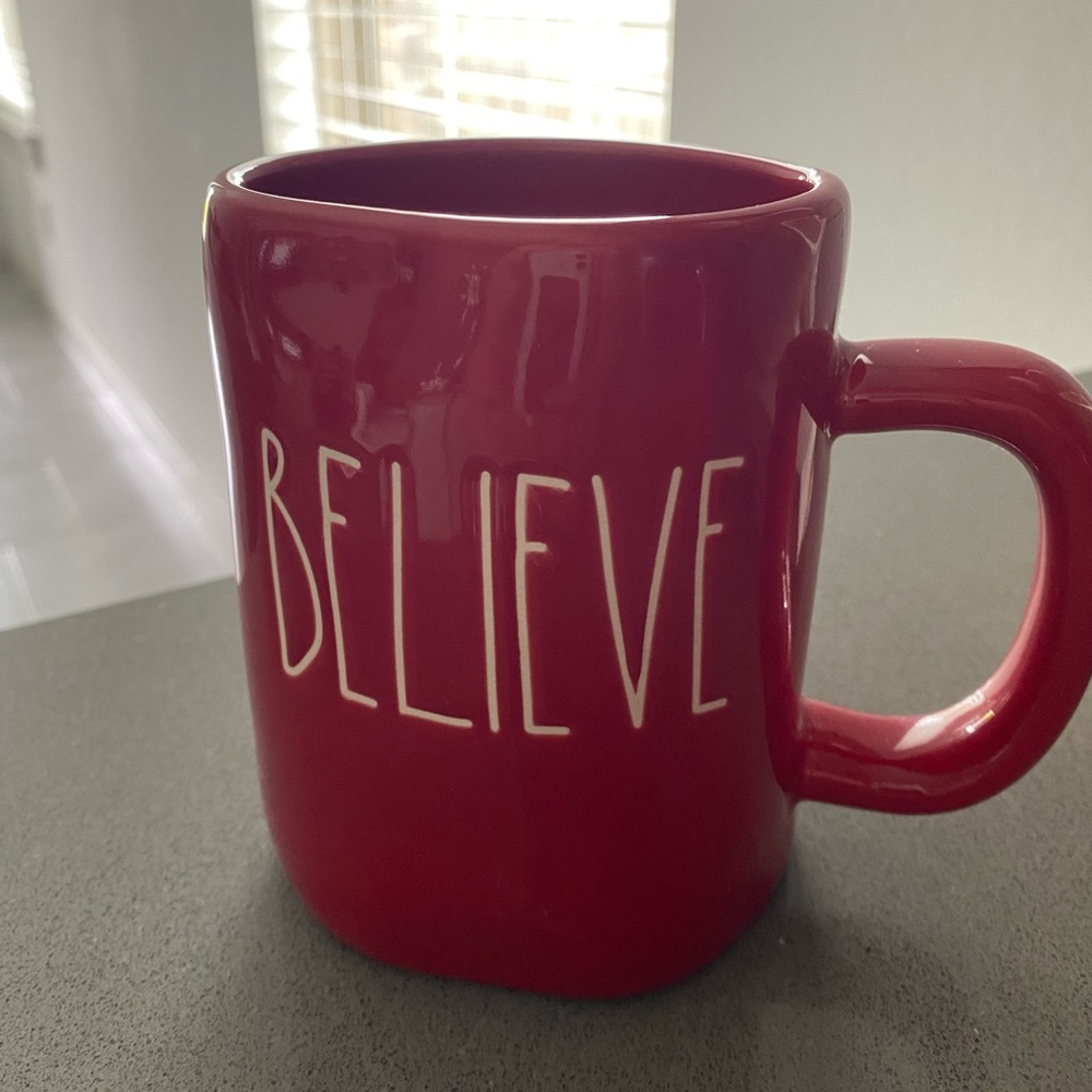 RAE DUNN CHRISTMAS BELIEVE MUG